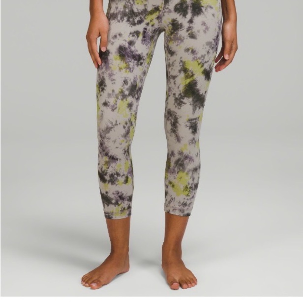 Tie-Dye Cropped Leggings